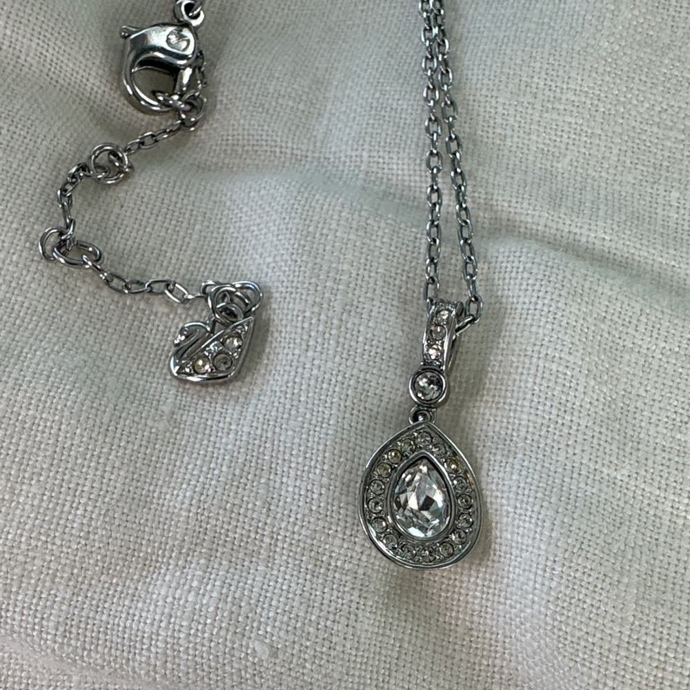 Swarovski Teardrop Crystal Pendant Necklace - Picture 2 of 4